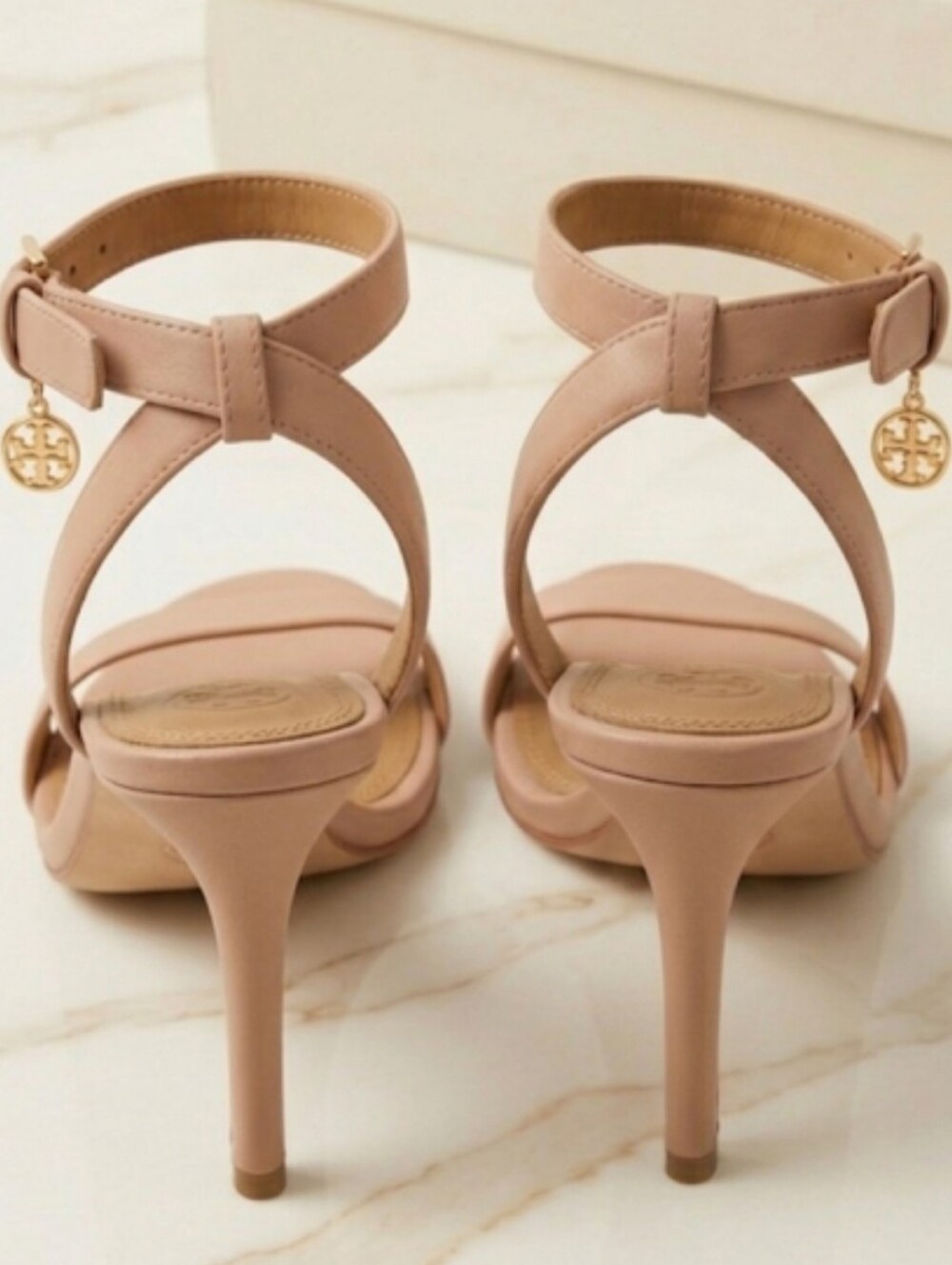 RARE Tory Burch Light Oak Nude Genuine Leather Charm Stiletto Slingbacks SZ 6M